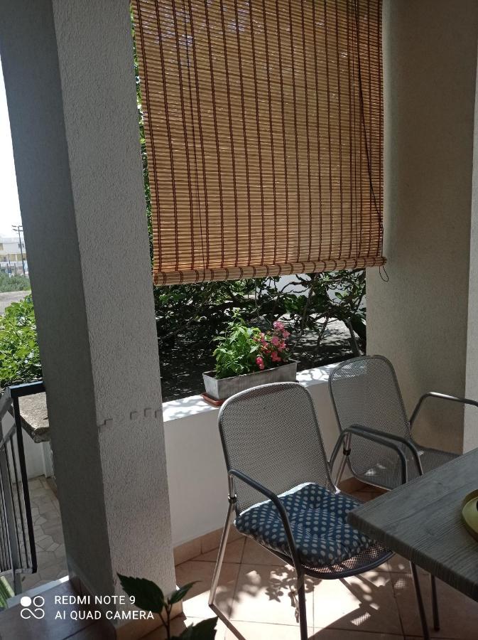 Apartments Nina M Baška Voda Eksteriør bilde