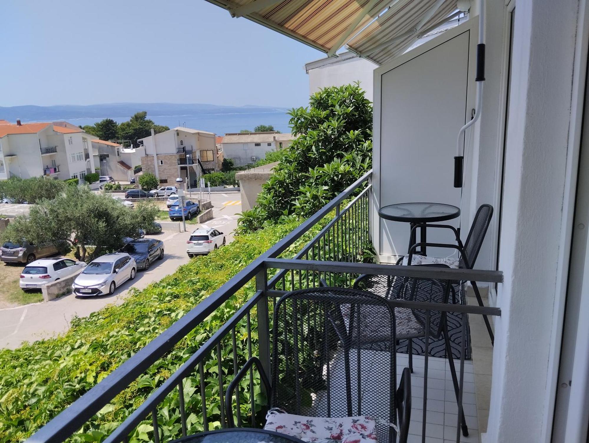 Apartments Nina M Baška Voda Eksteriør bilde